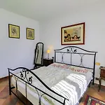 Apartament La Rocca By Interhome
